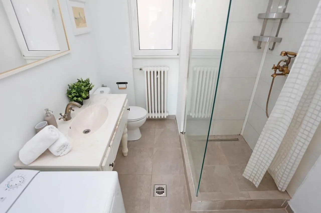 Classy 2 Bedroom Apartment In City Center Bucharest Romania