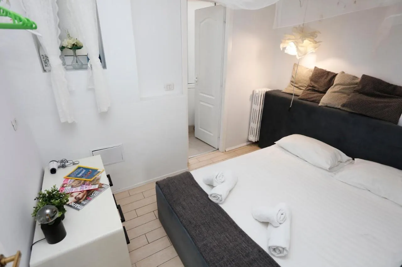 Classy 2 Bedroom Apartment In City Center Bucharest Romania
