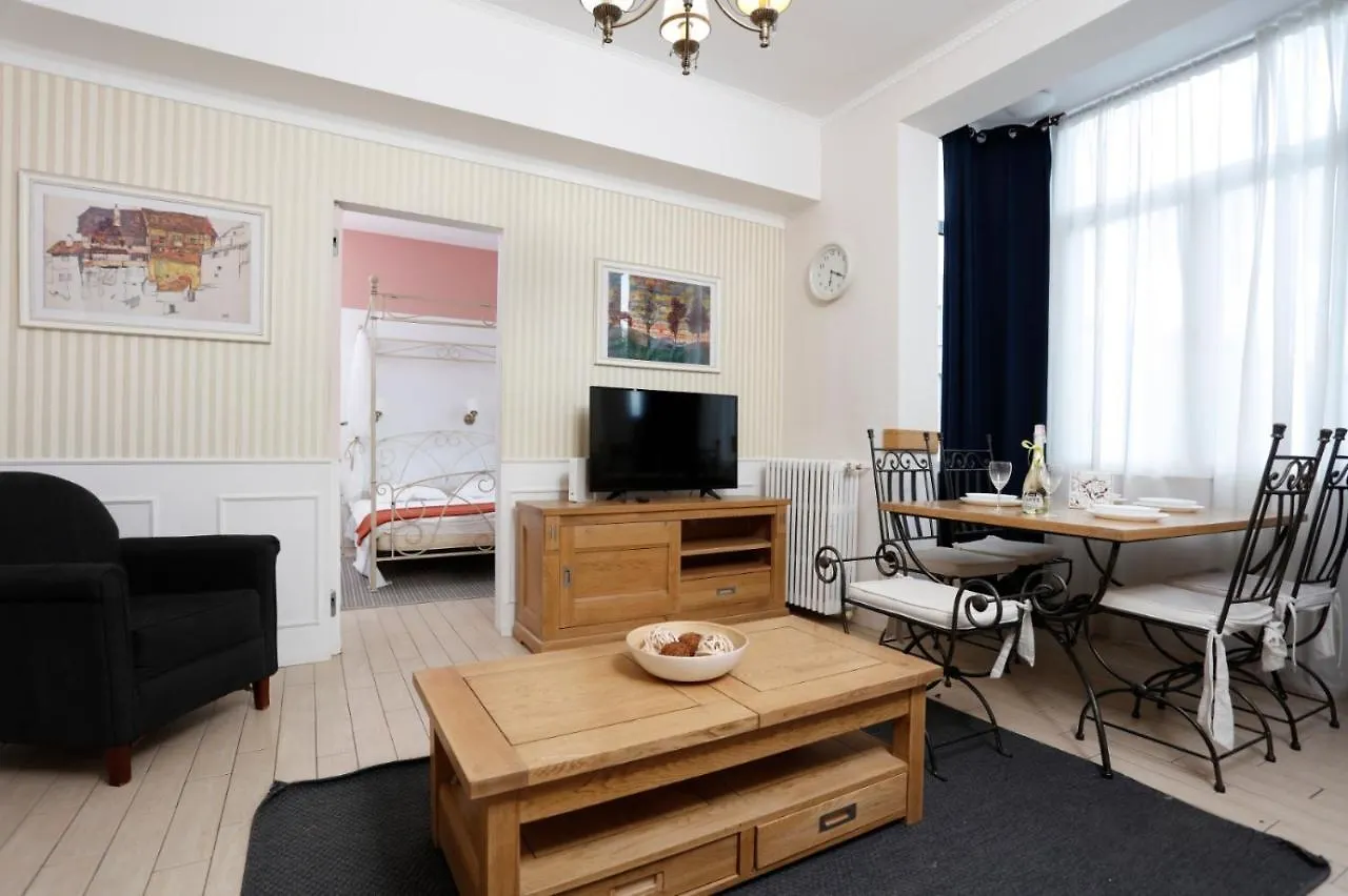 Classy 2 Bedroom Apartment In City Center Bucharest Romania