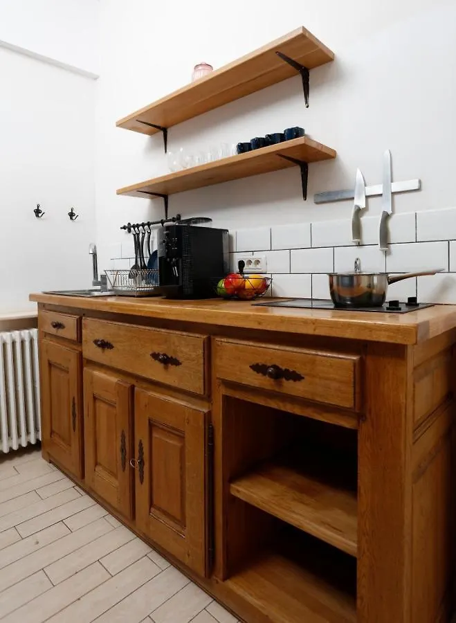 Classy 2 Bedroom Apartment In City Center Bukareszt 0*,